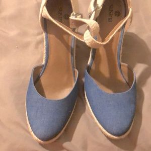 Strapped denim and woven shoe.